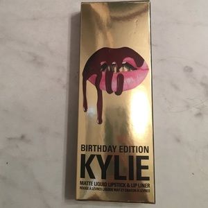⚡️100% Real⚡️Kylie Limited Edition Lip Kit Leo